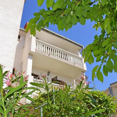 Karlo.2 Apartamento Tribalj